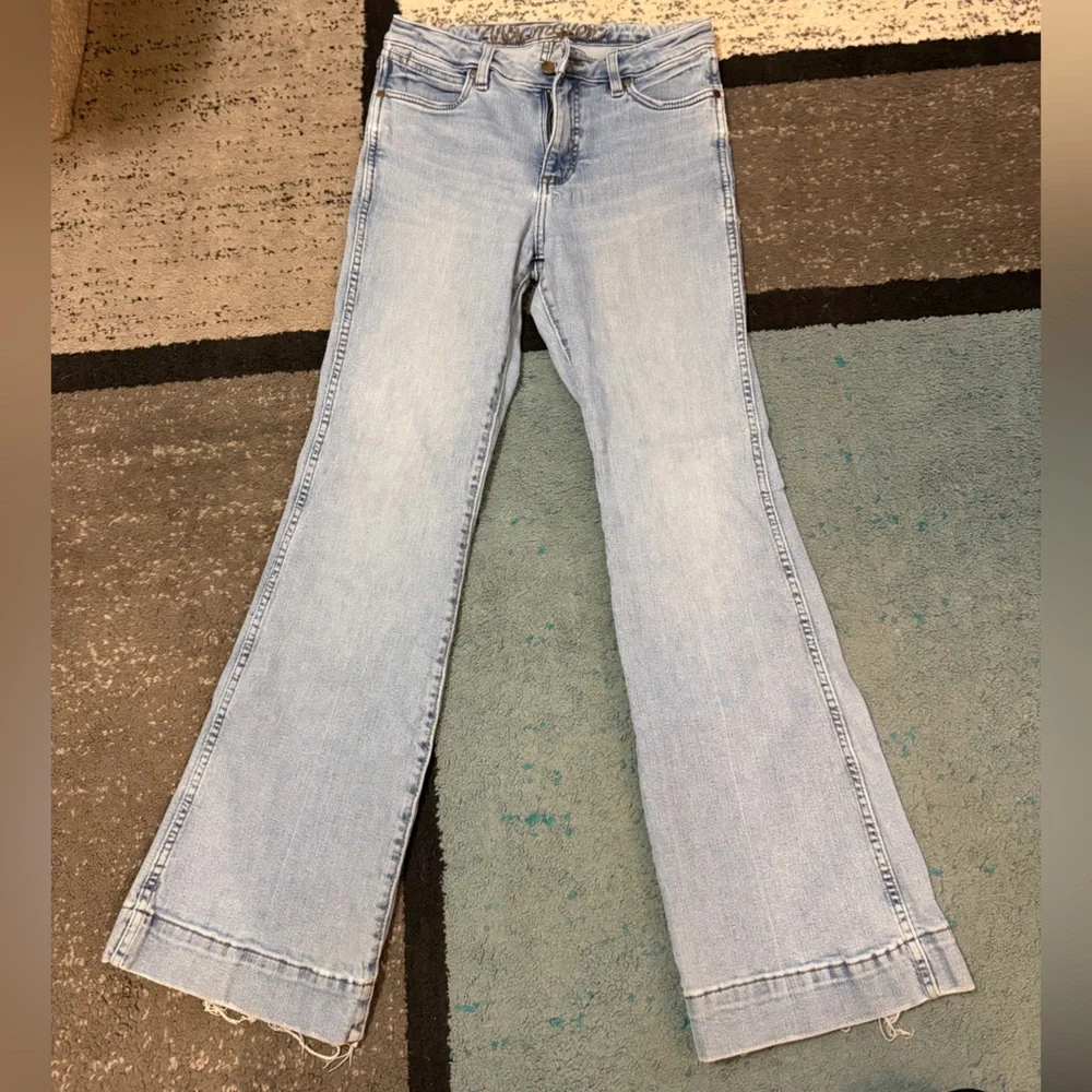 Wrangler Light Blue Women's Jeans - Picture 2 of 11